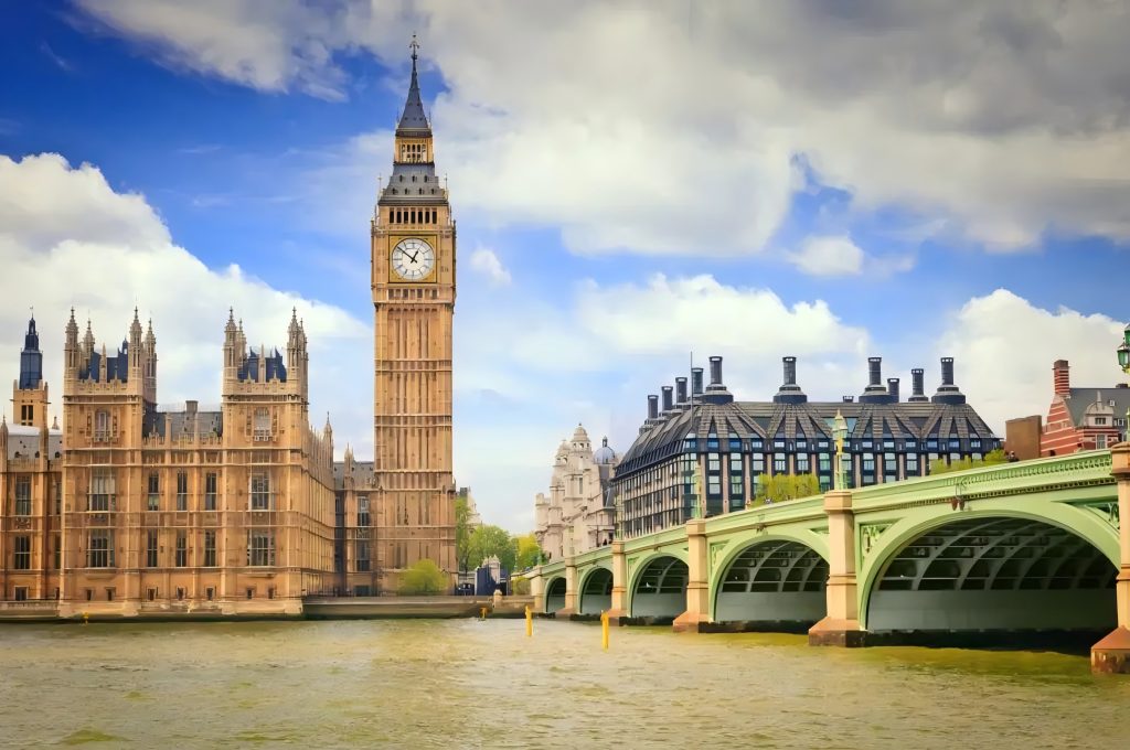 英国移民政策大变动 工签薪资标准大改！7月22日正式实施